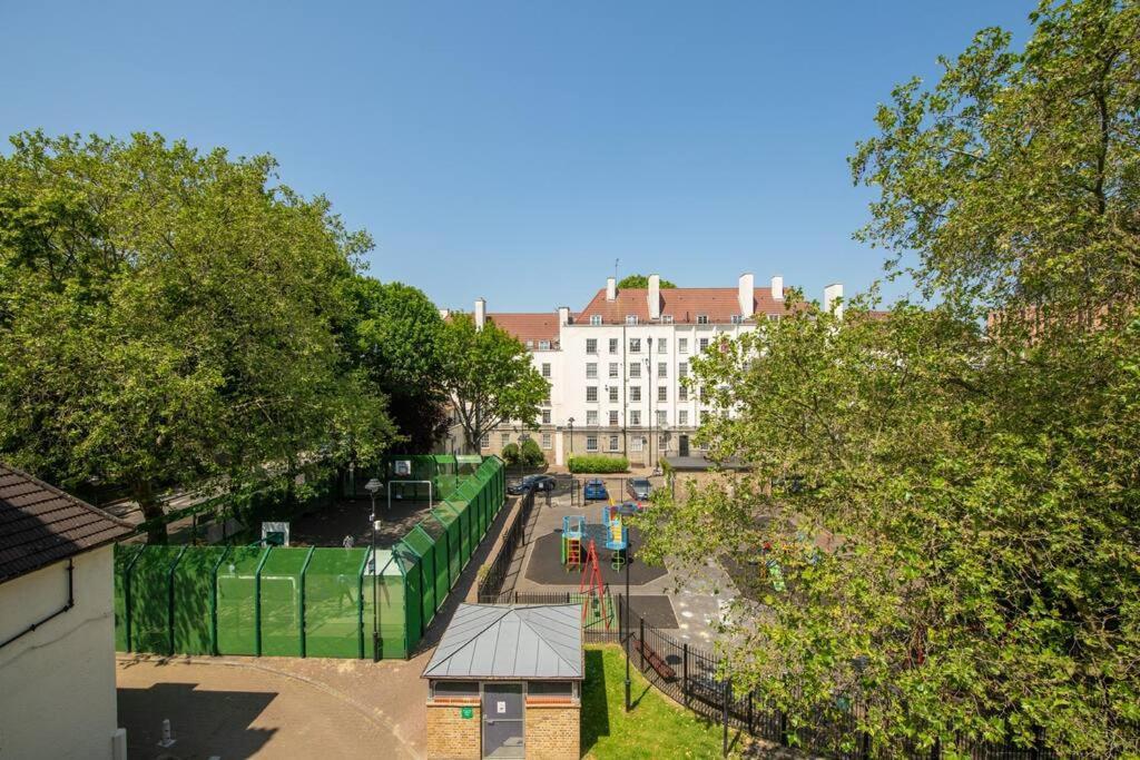 Charming 2 Bedroom Flat In The Heart Of Kings Cross, Londres Extérieur photo
