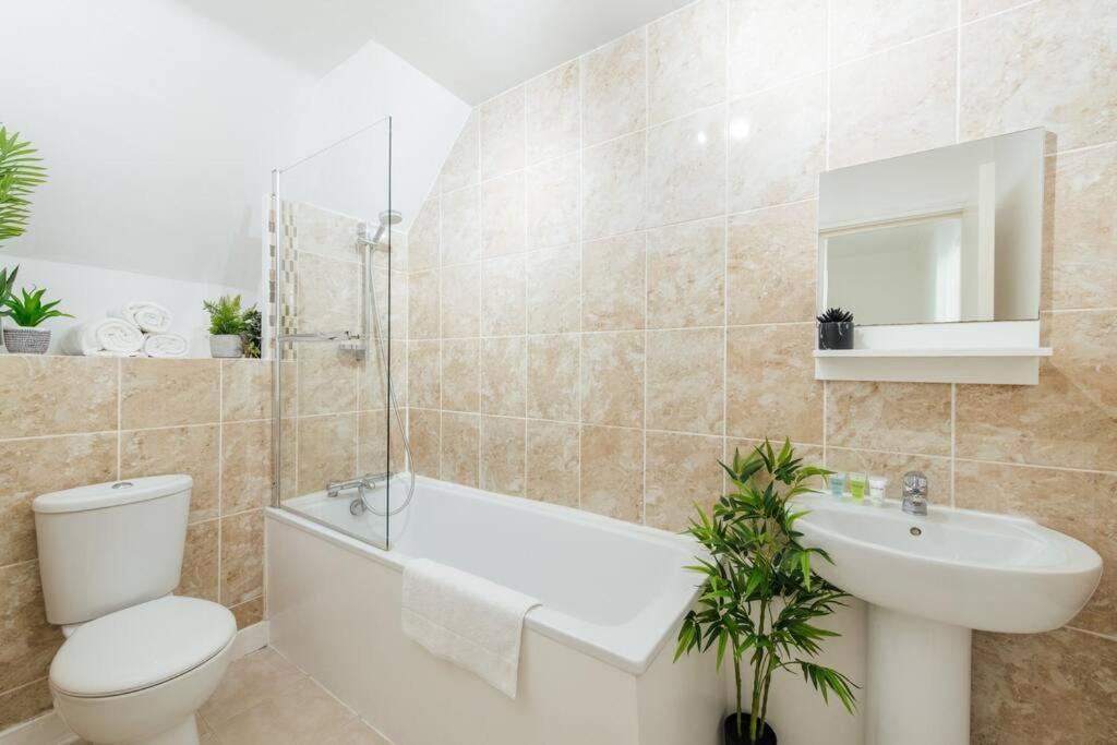 Charming 2 Bedroom Flat In The Heart Of Kings Cross, Londres Extérieur photo