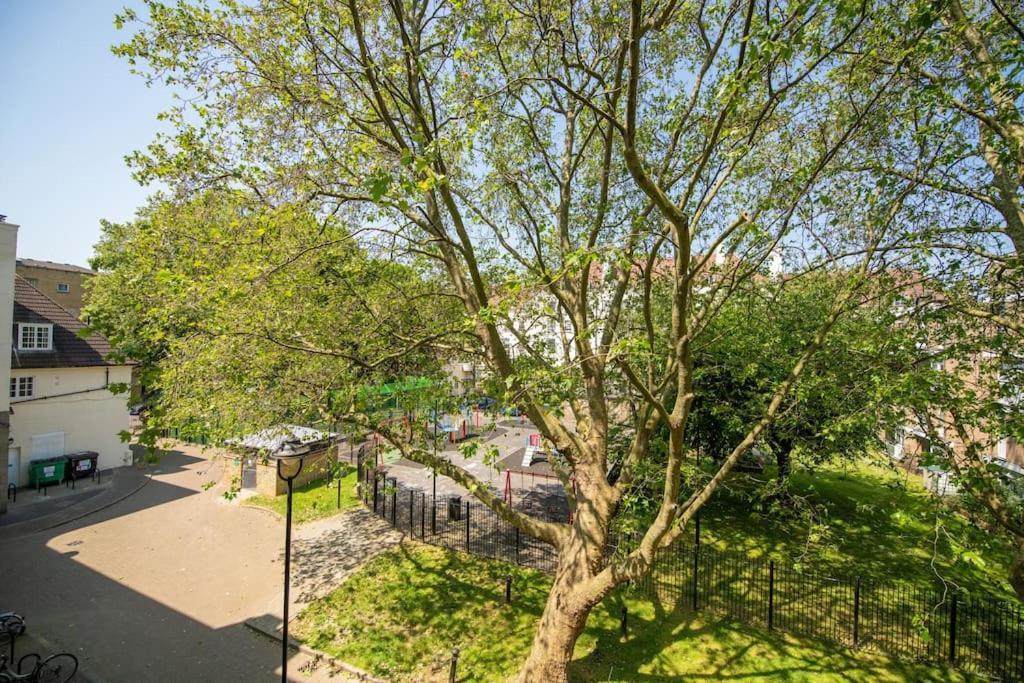 Charming 2 Bedroom Flat In The Heart Of Kings Cross, Londres Extérieur photo