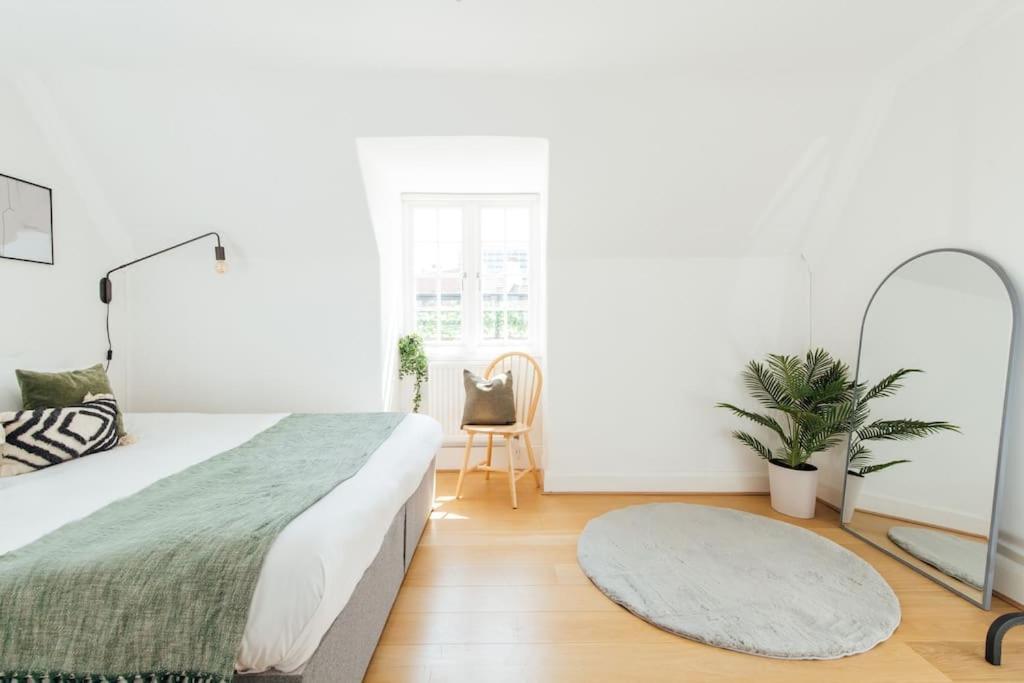 Charming 2 Bedroom Flat In The Heart Of Kings Cross, Londres Extérieur photo