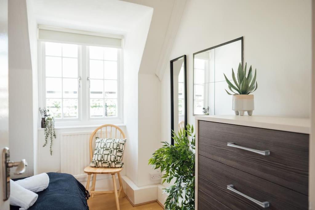 Charming 2 Bedroom Flat In The Heart Of Kings Cross, Londres Extérieur photo