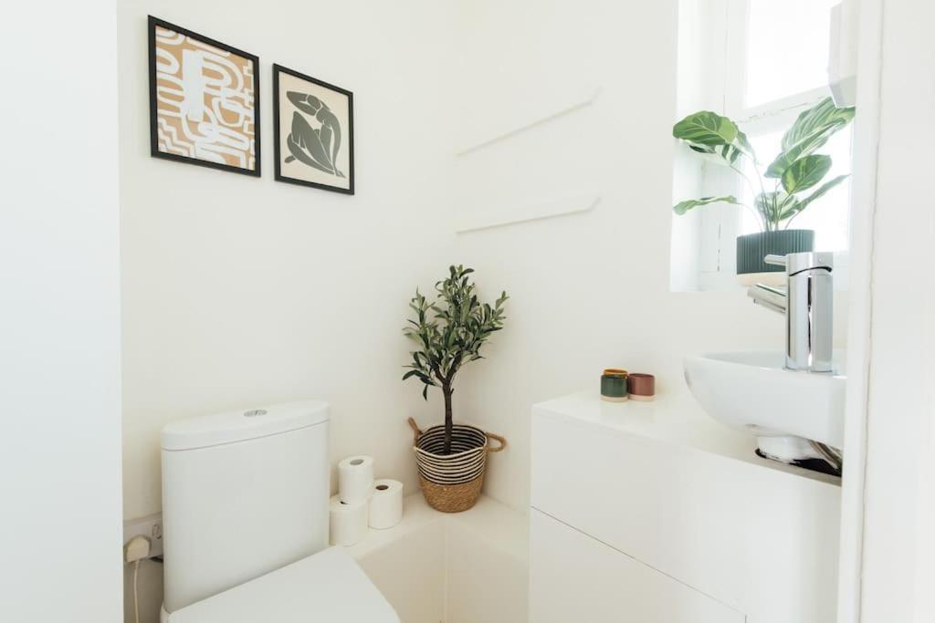 Charming 2 Bedroom Flat In The Heart Of Kings Cross, Londres Extérieur photo