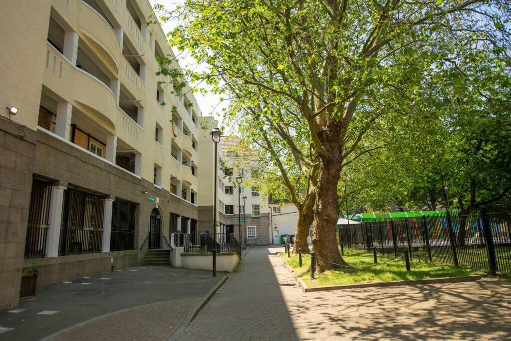 Charming 2 Bedroom Flat In The Heart Of Kings Cross, Londres Extérieur photo