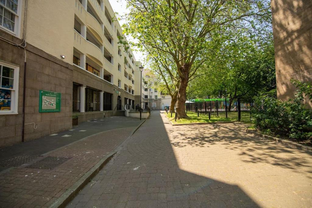 Charming 2 Bedroom Flat In The Heart Of Kings Cross, Londres Extérieur photo